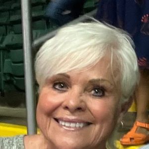 Meet your Posher, Joan